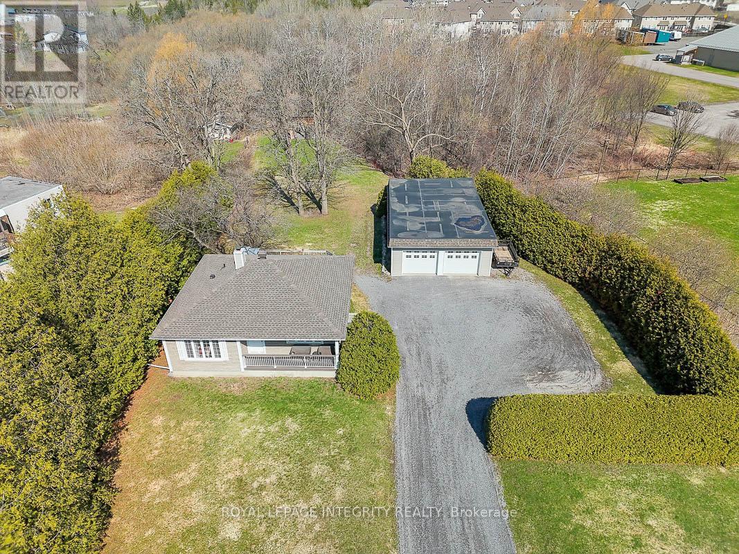 1099 OLD MONTREAL ROAD - 4