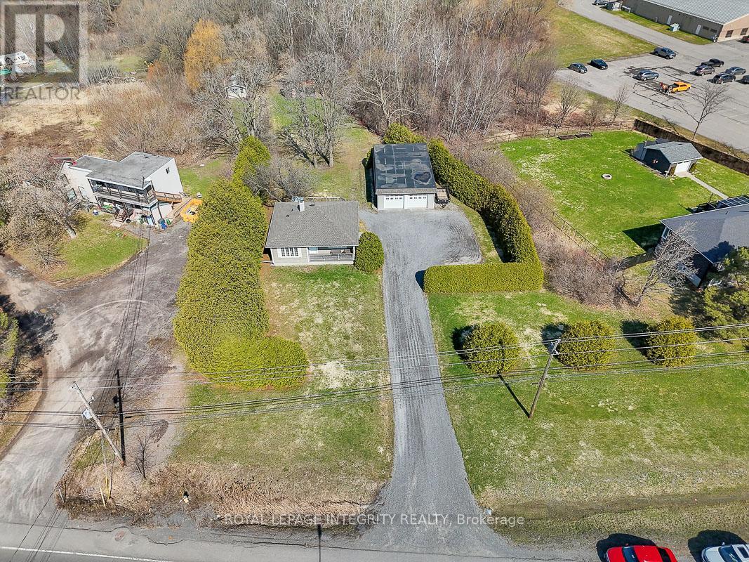 1099 OLD MONTREAL ROAD - 6