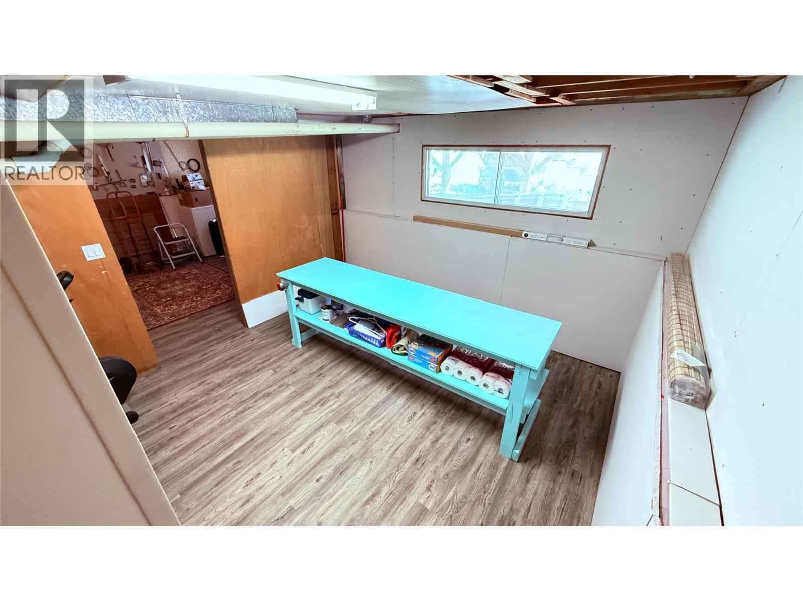 654 Sixth Avenue - 38