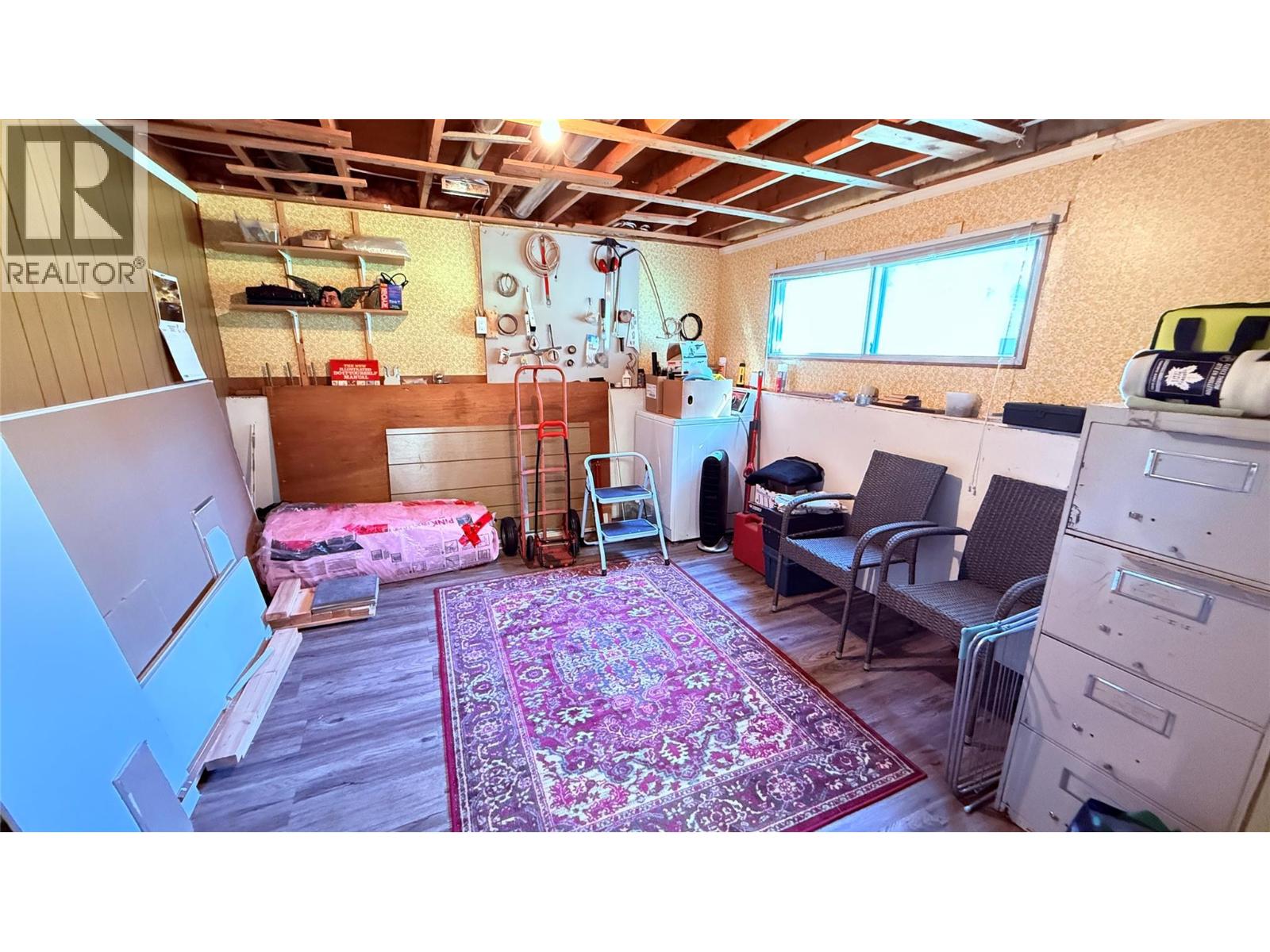 654 Sixth Avenue - 40