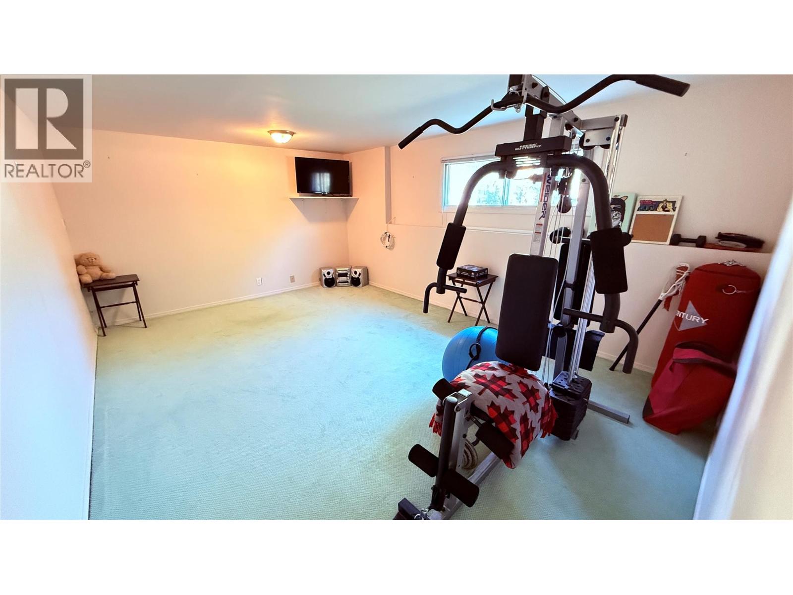 654 Sixth Avenue - 41