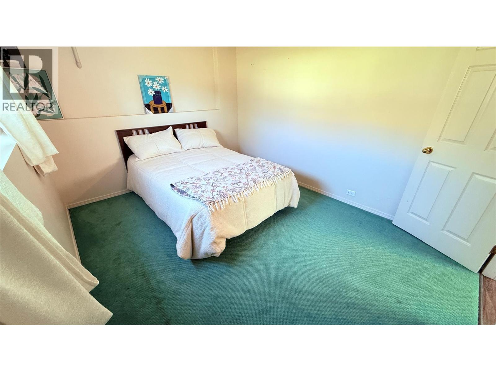 654 Sixth Avenue - 47