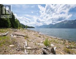13635 3a Highway, Boswell, BC V0B1A4 Photo 6