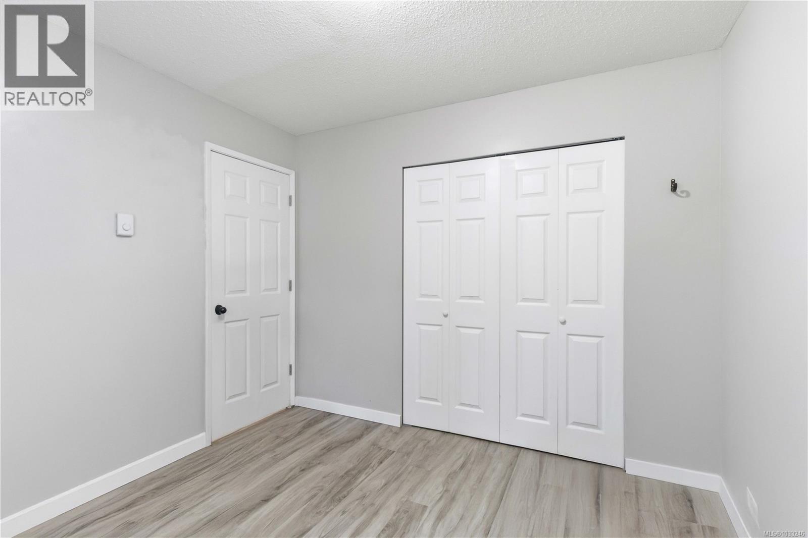 #6 6110 Seabroom Rd - 19