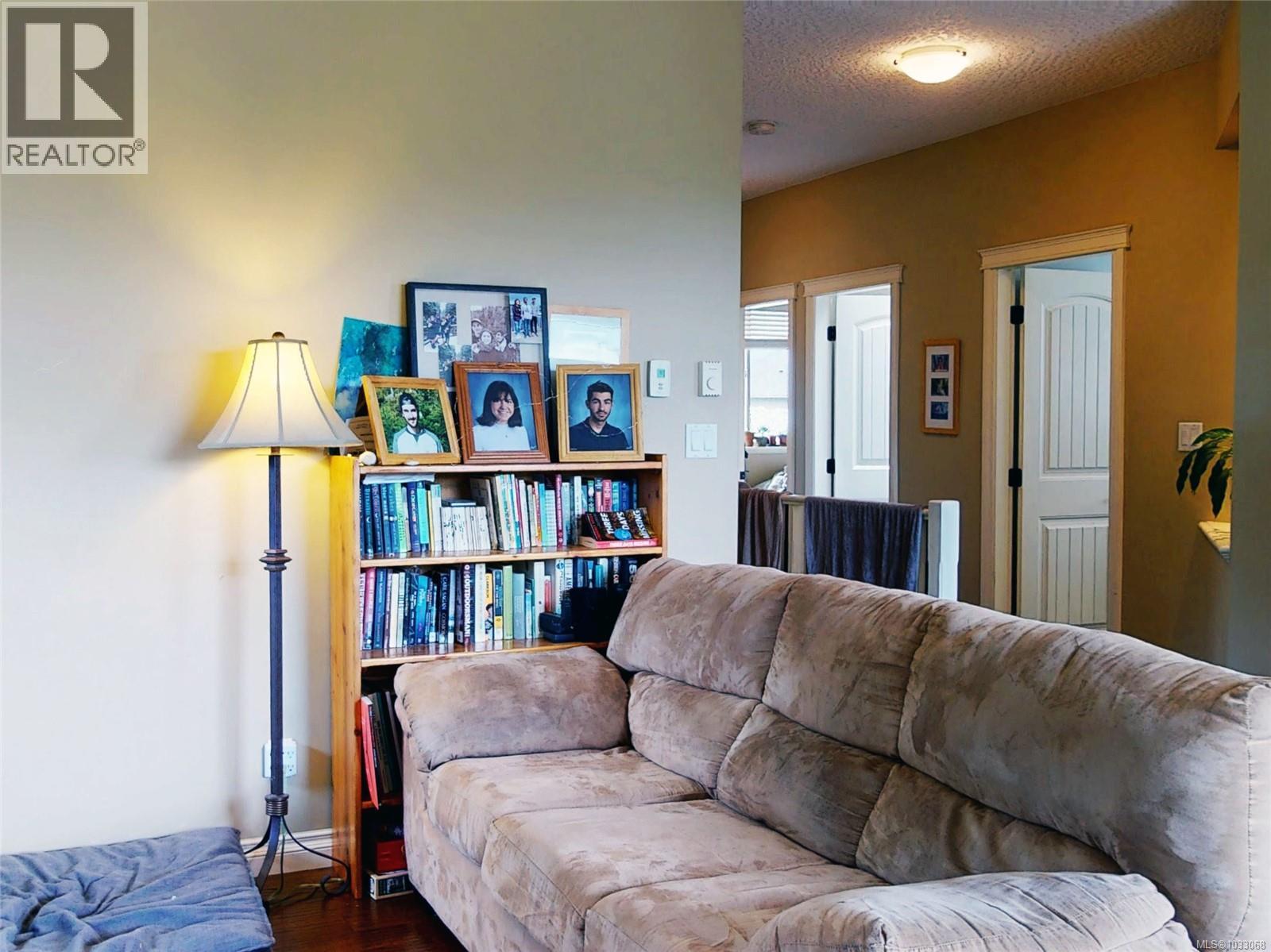  2411 Caffery Place, Sooke