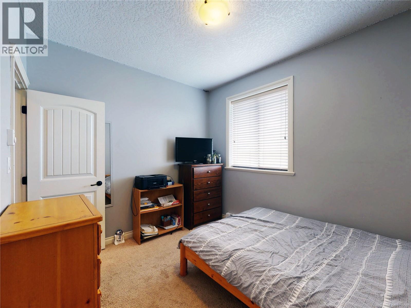  2411 Caffery Place, Sooke