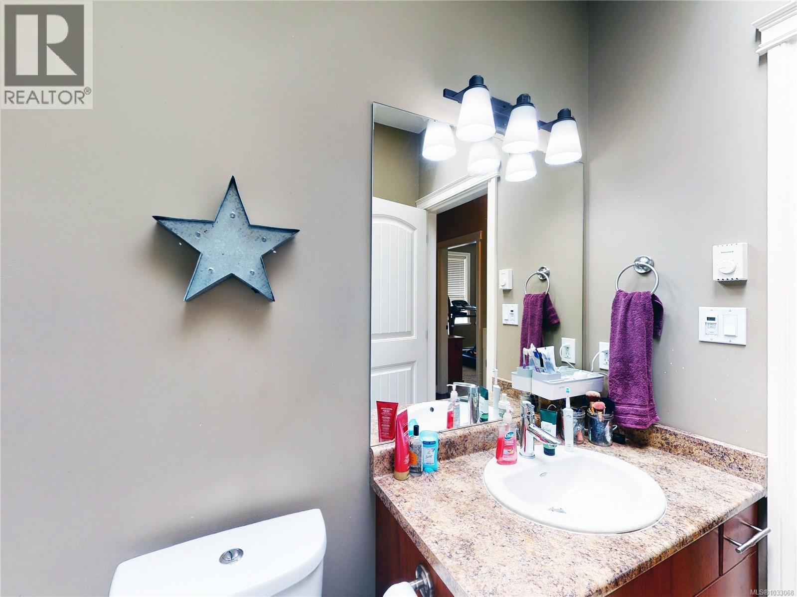  2411 Caffery Place, Sooke