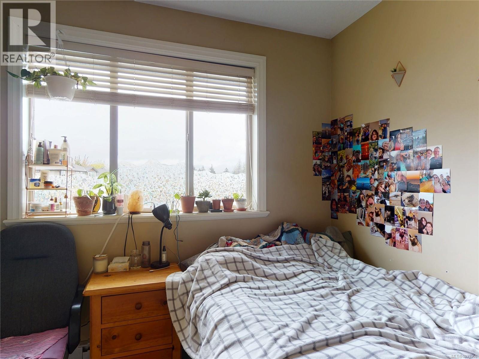  2411 Caffery Place, Sooke