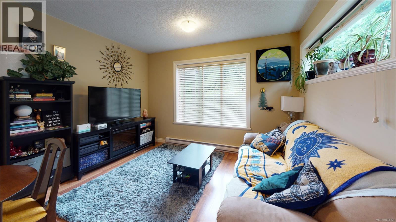  2411 Caffery Place, Sooke