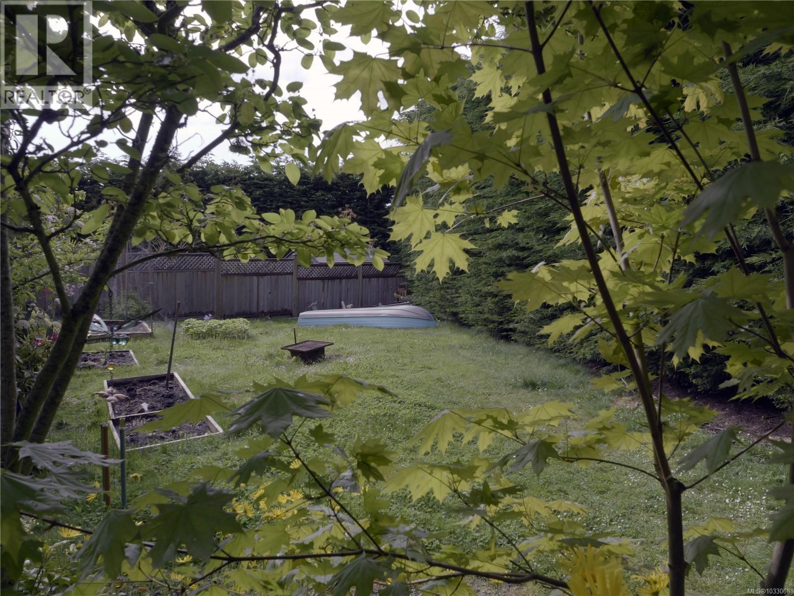  2411 Caffery Place, Sooke