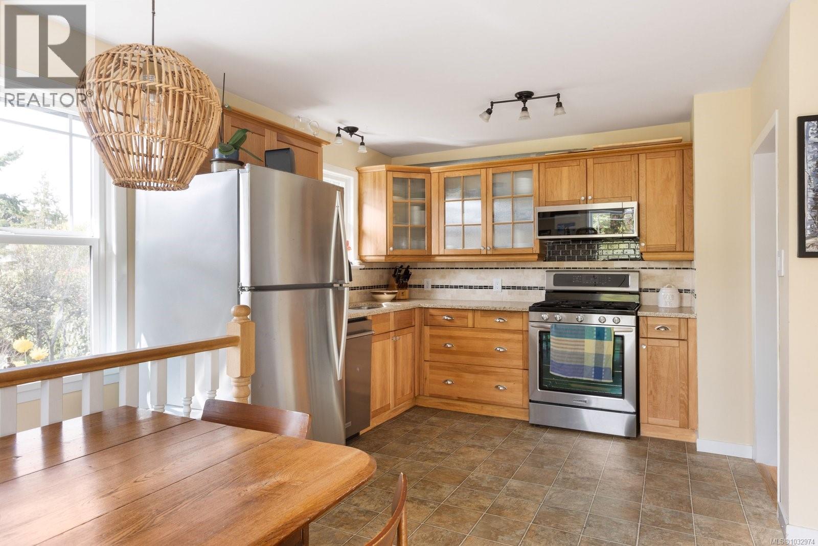  929 Easter Road, Saanich