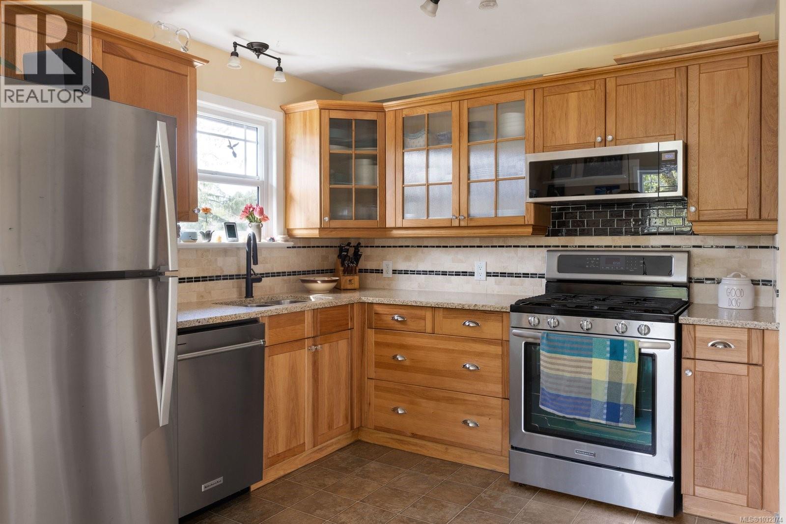  929 Easter Road, Saanich