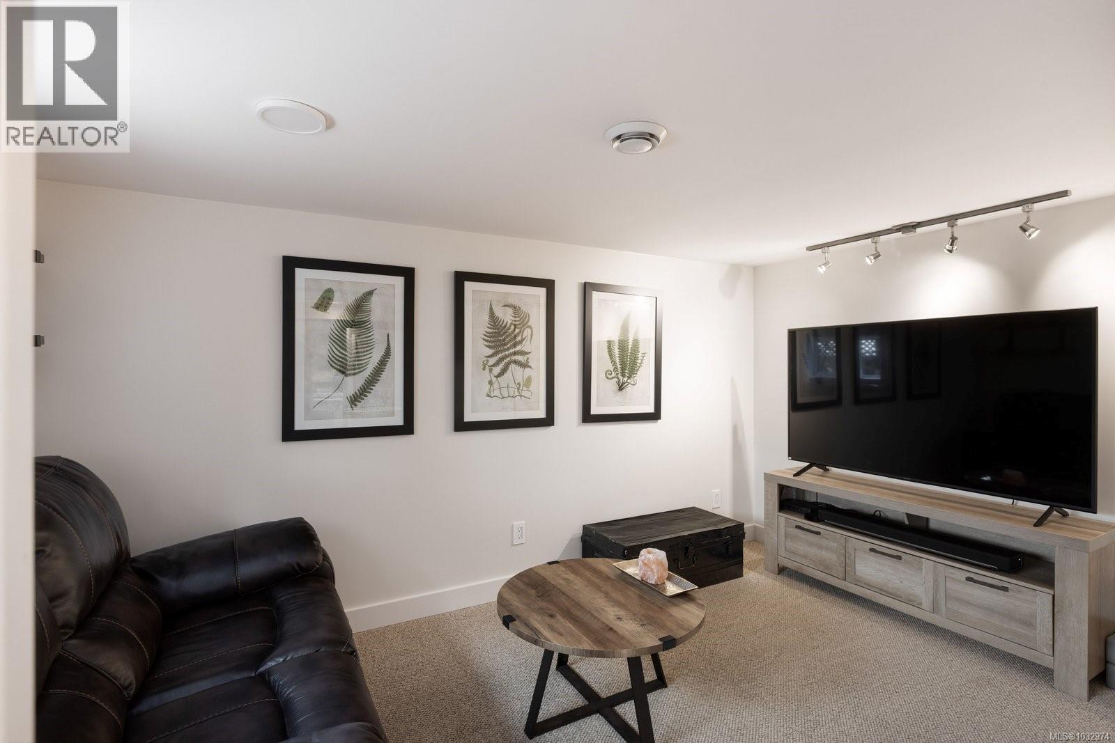  929 Easter Road, Saanich