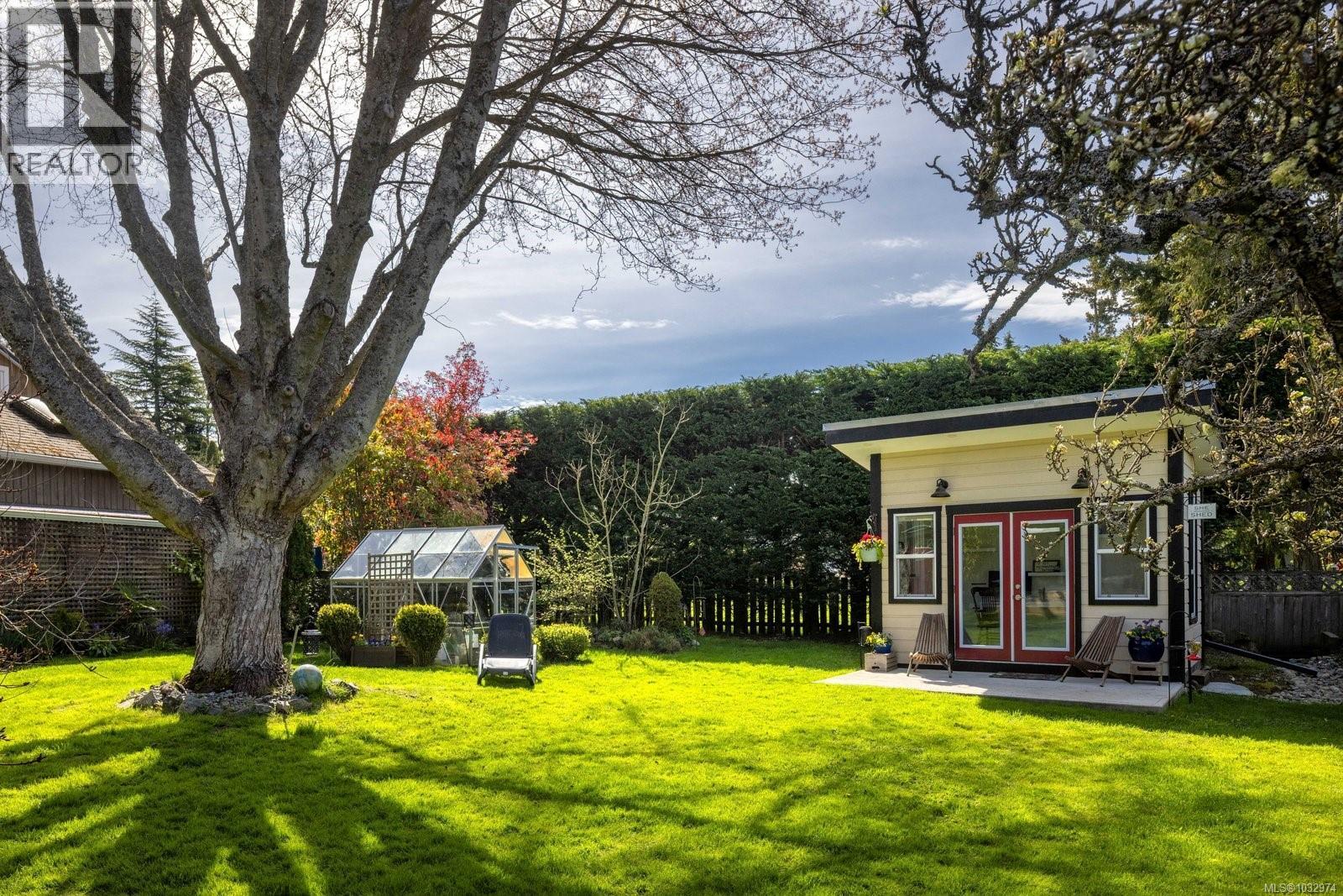  929 Easter Road, Saanich