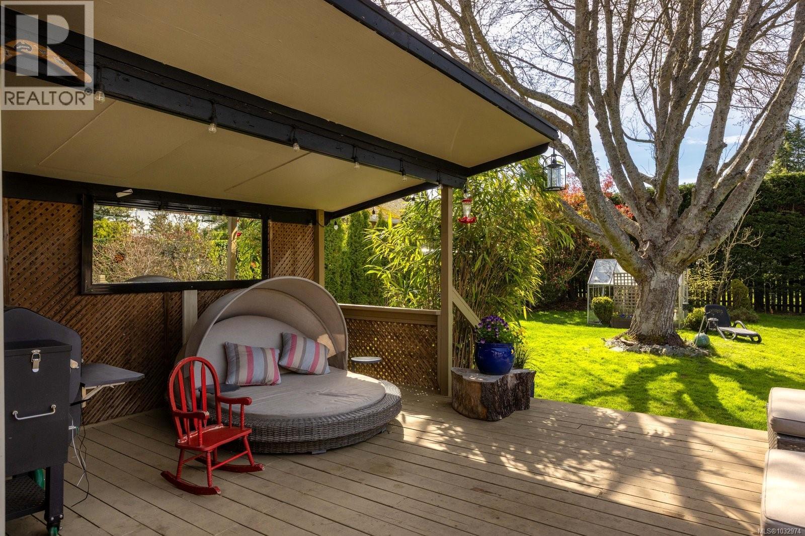  929 Easter Road, Saanich