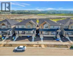 822, 826, 830, 834 Wolf Willow Boulevard SE - photo 2