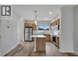 822, 826, 830, 834 Wolf Willow Boulevard SE - photo 12