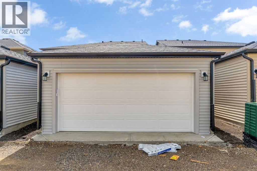 822, 826, 830, 834 Wolf Willow Boulevard SE — photo 47