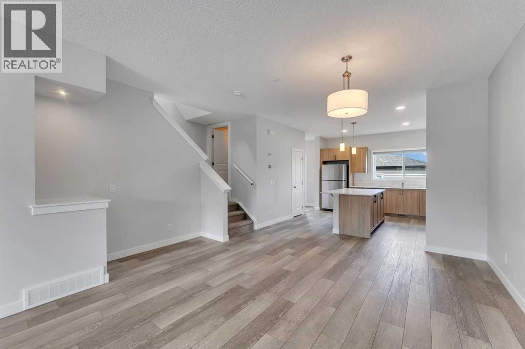 822, 826, 830, 834 Wolf Willow Boulevard SE — photo 11