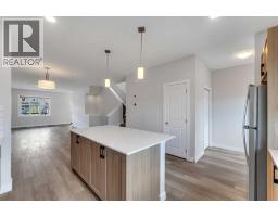 822, 826, 830, 834 Wolf Willow Boulevard SE - photo 17