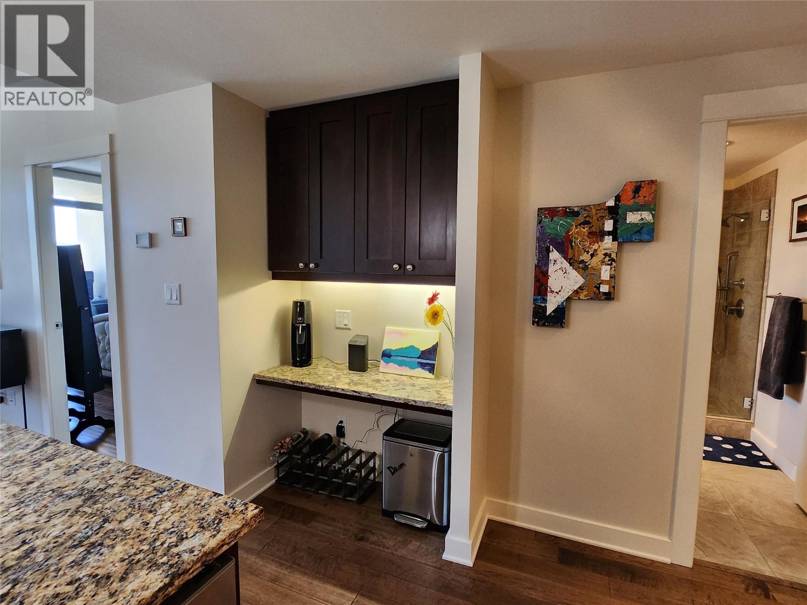 1406 75 Martin Street, Penticton