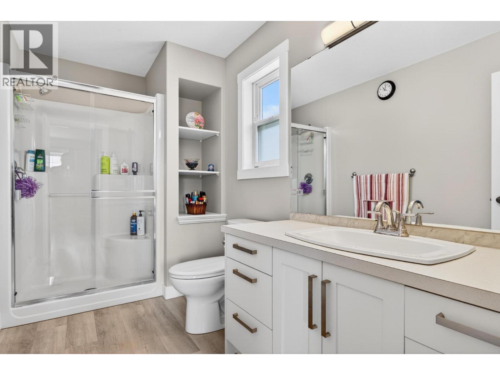  1322 Rose Abby Drive, West Kelowna