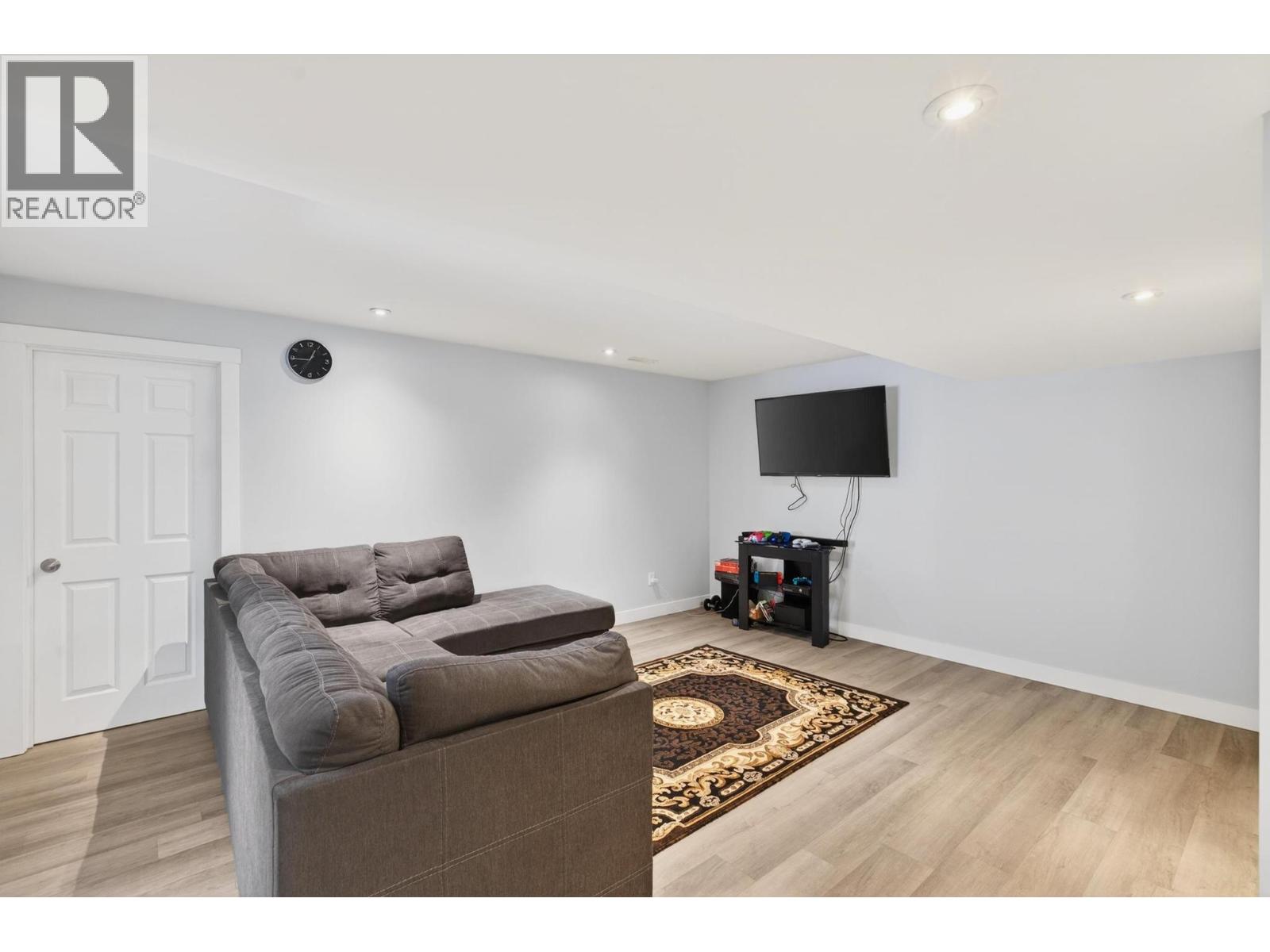  1322 Rose Abby Drive, West Kelowna