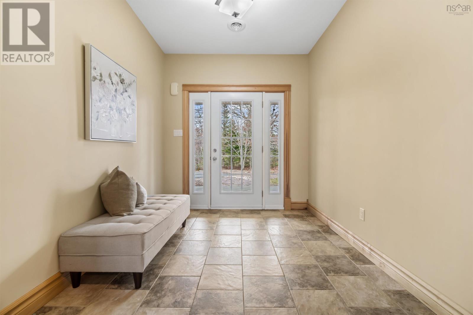 Property 6 of 49 of 103 Sussex Drive