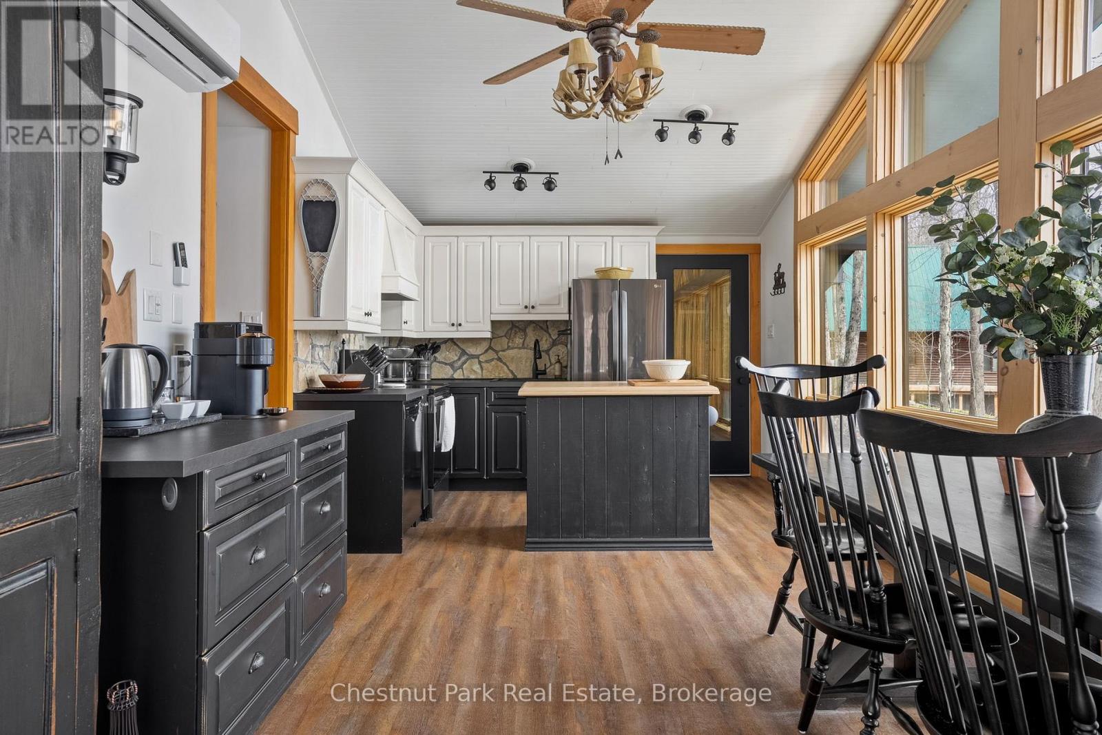 305 SALMON LAKE ROAD — photo 7