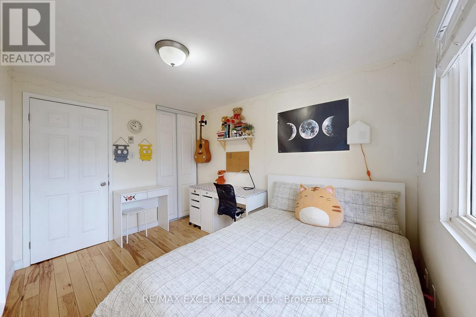 11 SAND FERNWAY - 26
