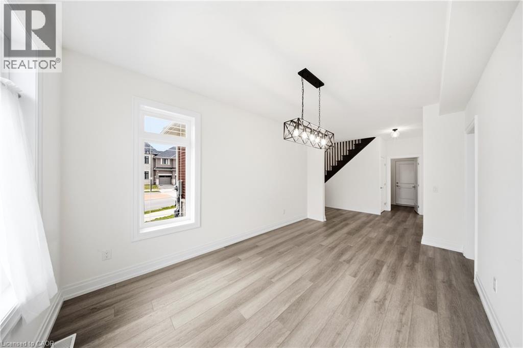 45 GREAT FALLS Boulevard — photo 12