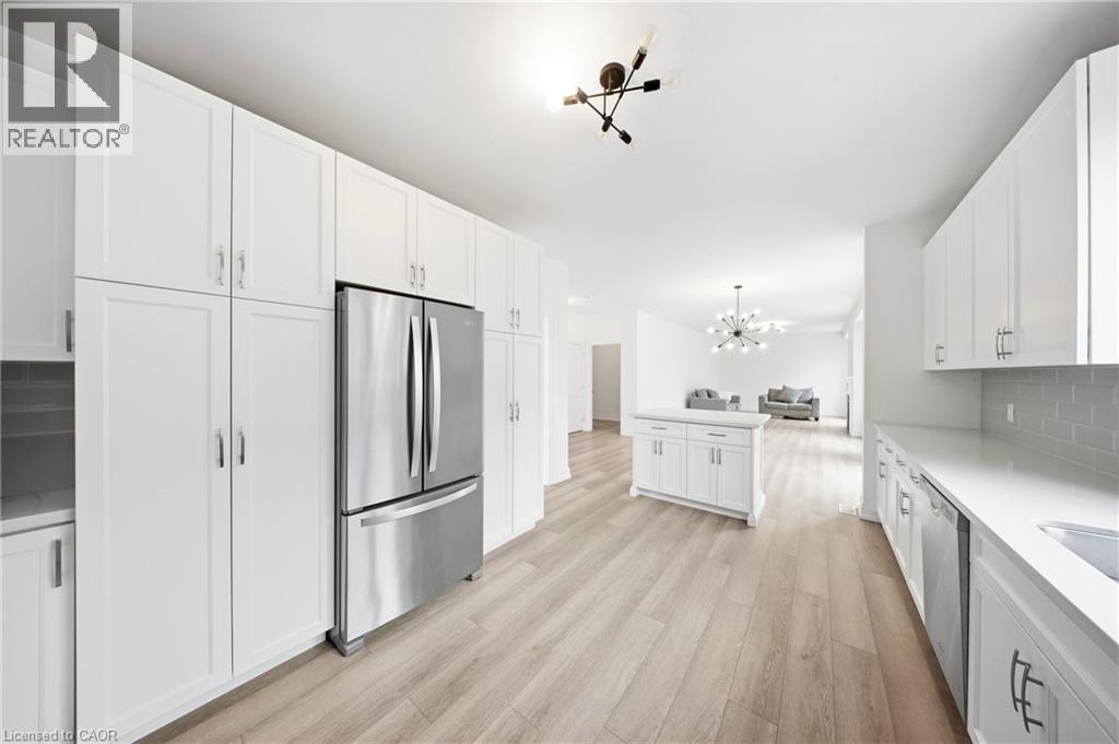 45 GREAT FALLS Boulevard — photo 15