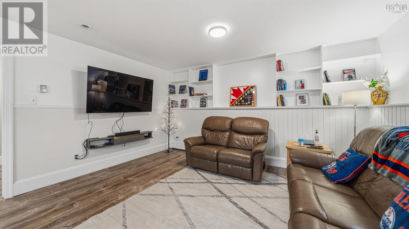 Property 42 of 49 of 65 Tannery Drive