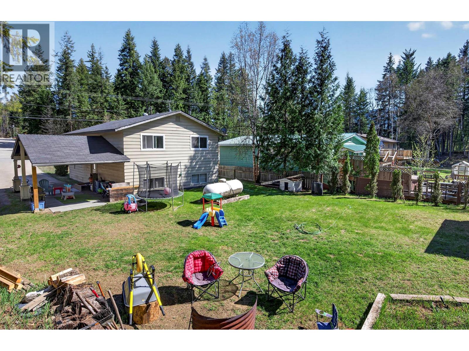509 Clearwater Valley Road - 39