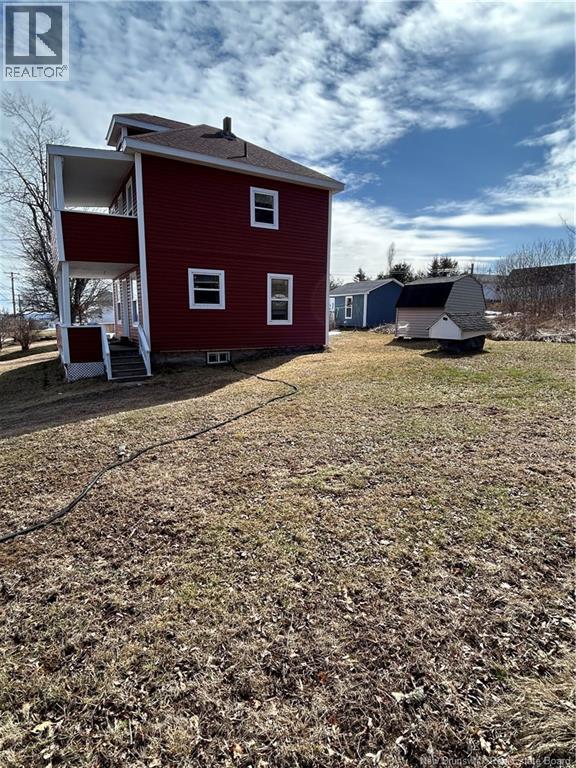 453 Lavallee - 3