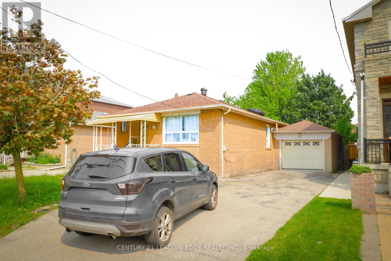 22 KATHERINE ROAD - photo 2