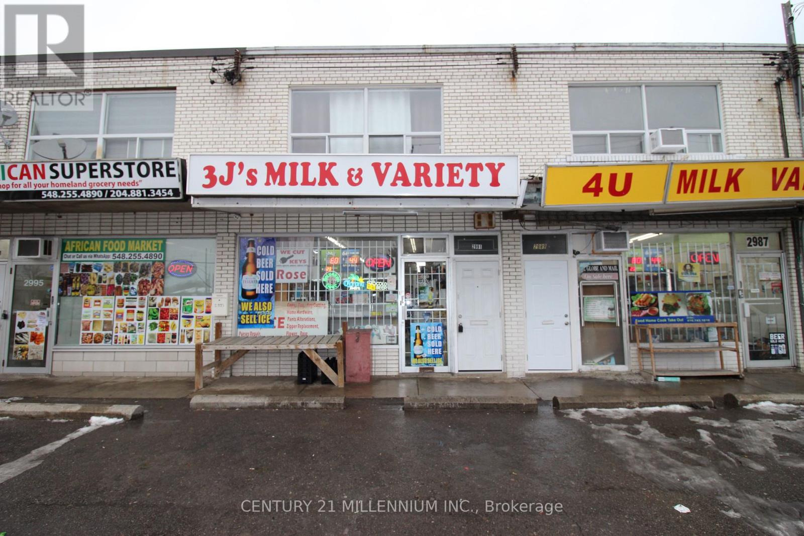 Listing photo of UPPER - 2991 ISLINGTON AVENUE
