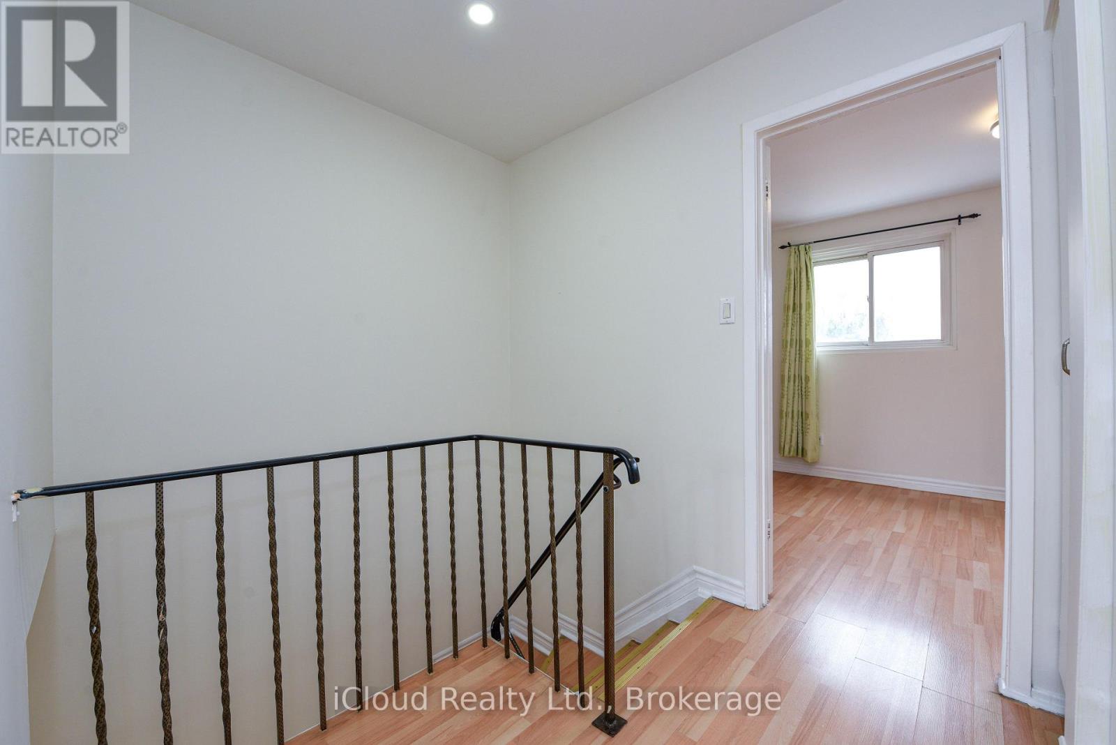 #88 400 MISSISSAUGA VALLEY BOULEVARD - 29