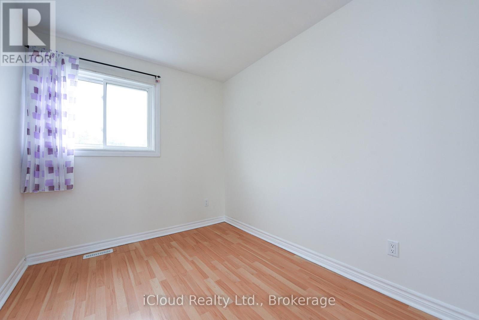 #88 400 MISSISSAUGA VALLEY BOULEVARD - 32