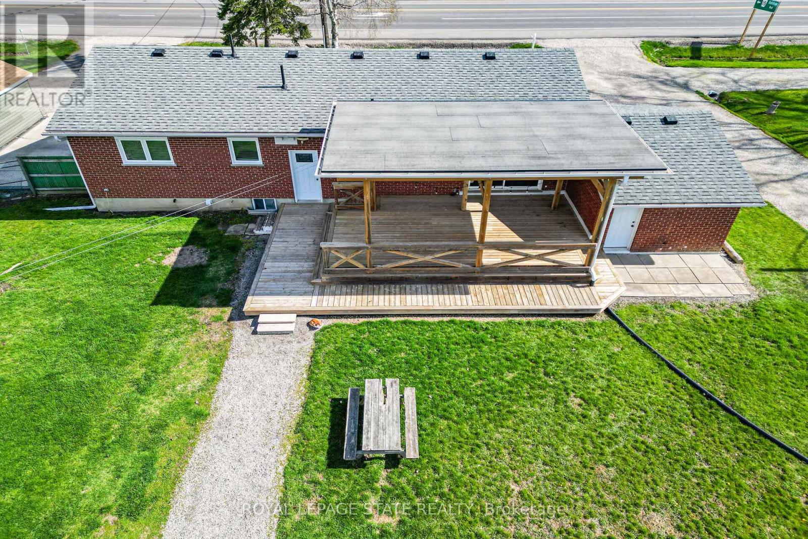 8410-8408 HIGHWAY 3 - 48