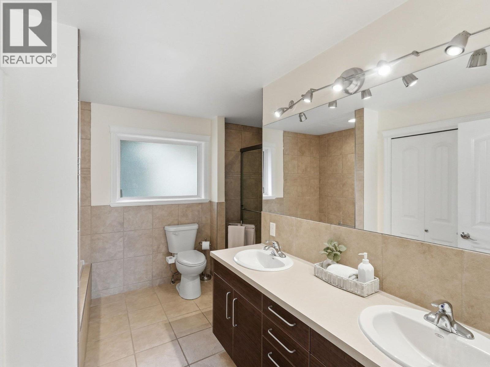  855 Ross Avenue, Penticton