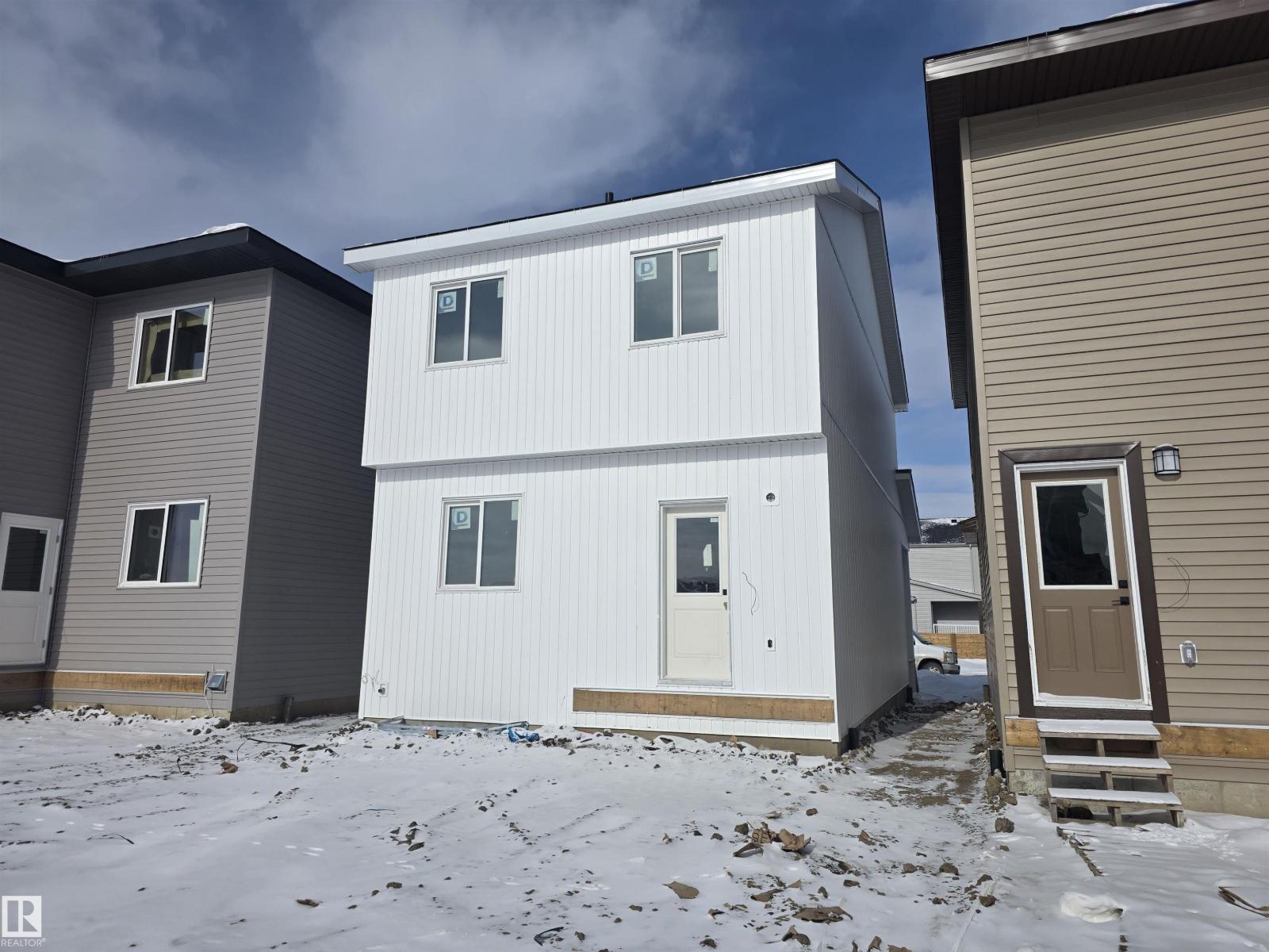 1098 MCLEOD AV, Spruce Grove