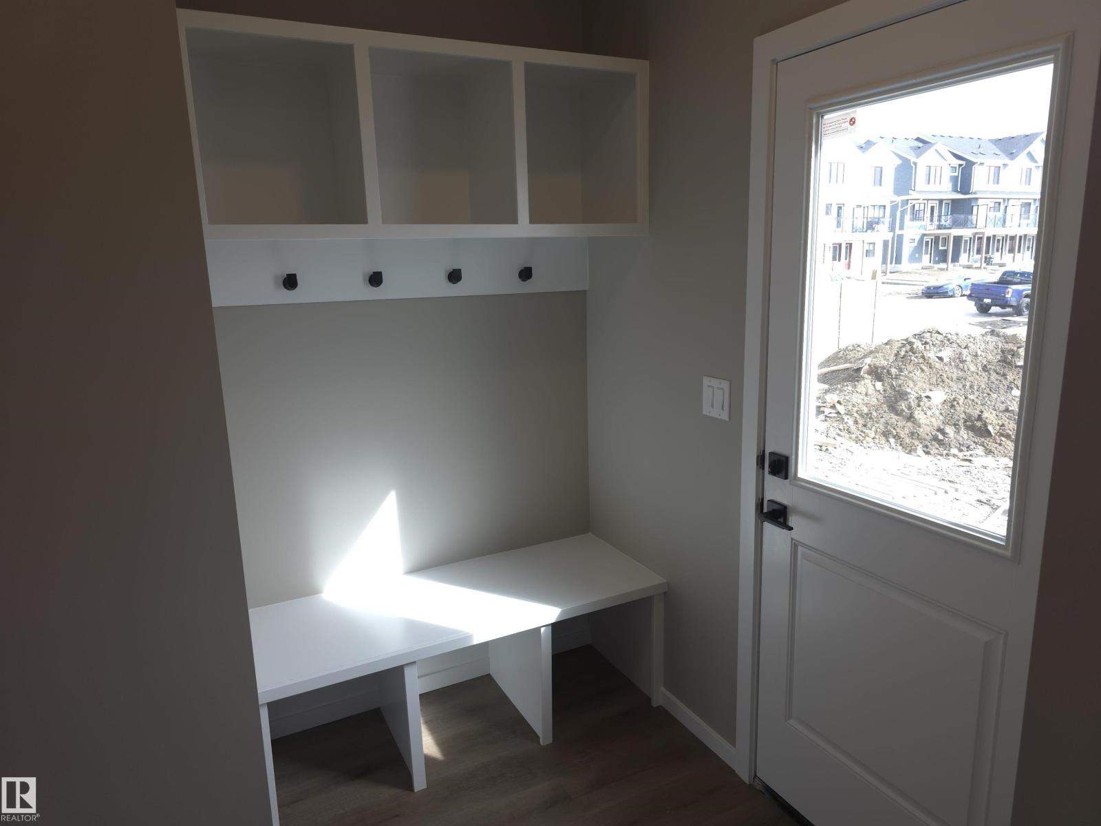 1098 MCLEOD AV, Spruce Grove