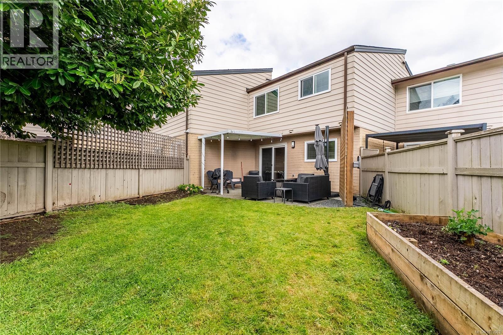 #102 2860 Sooke Lake Rd - 2