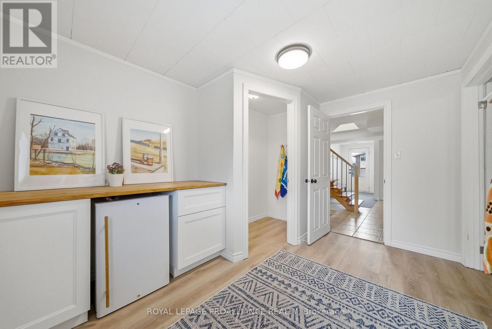 25 SOUTHWOOD CRESCENT — photo 28