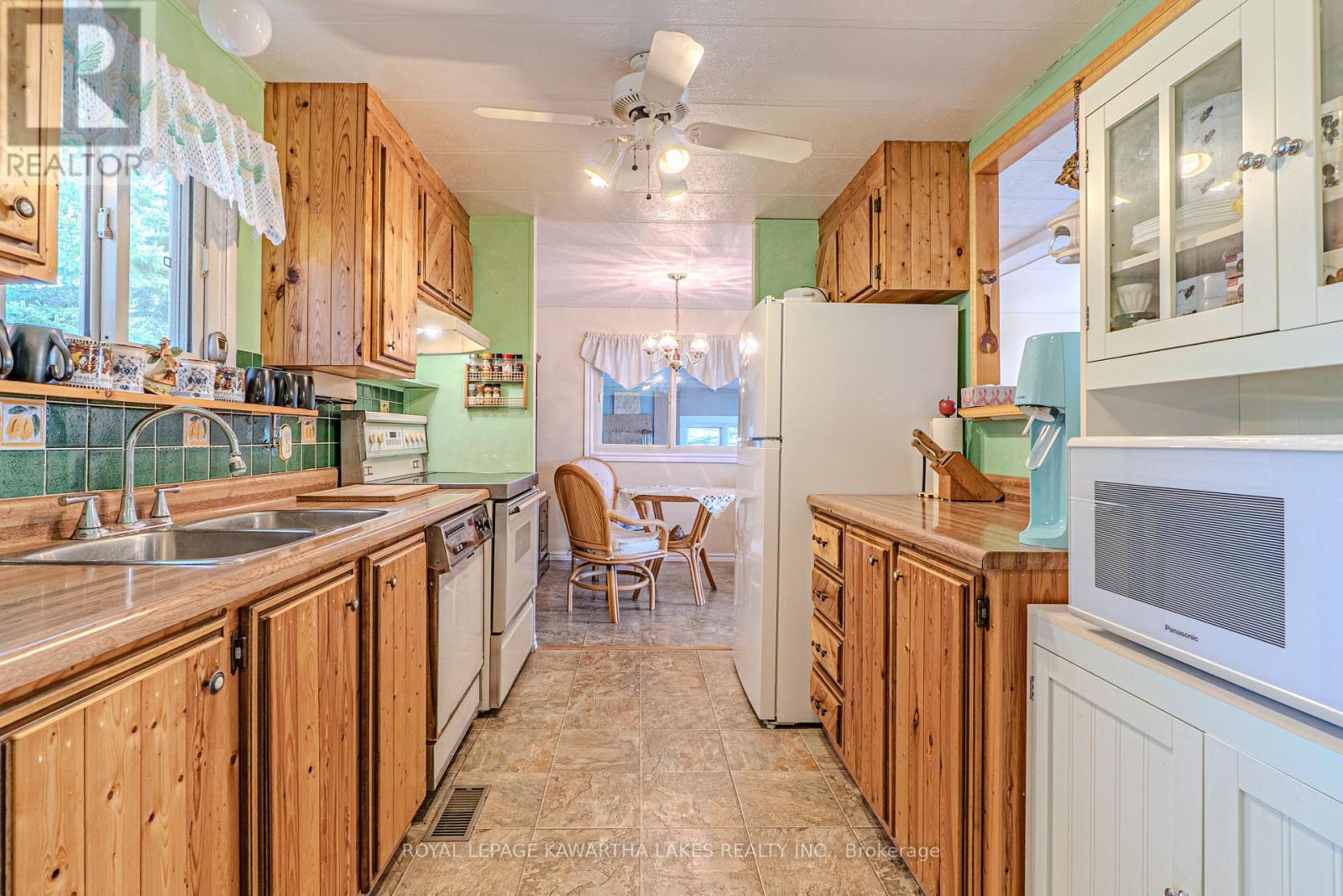 4 VISTA DRIVE — photo 10