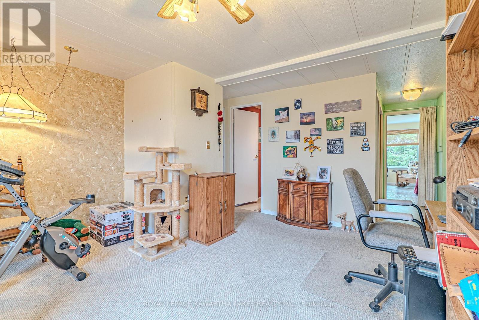 4 VISTA DRIVE — photo 15