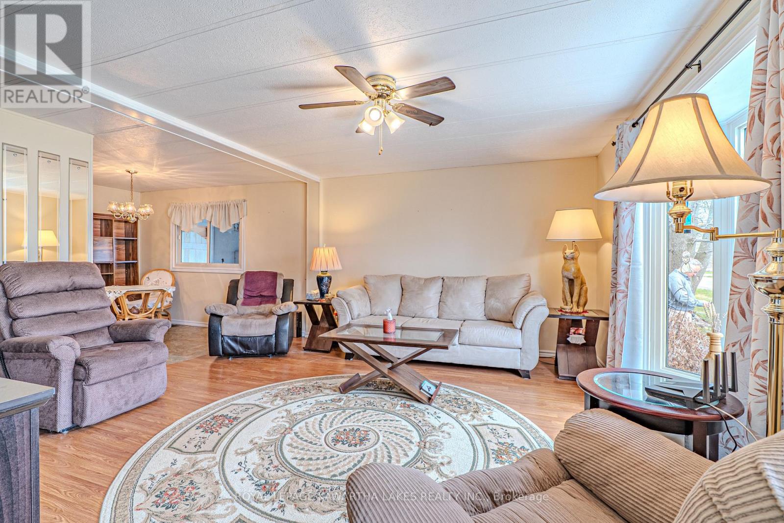 4 VISTA DRIVE — photo 16