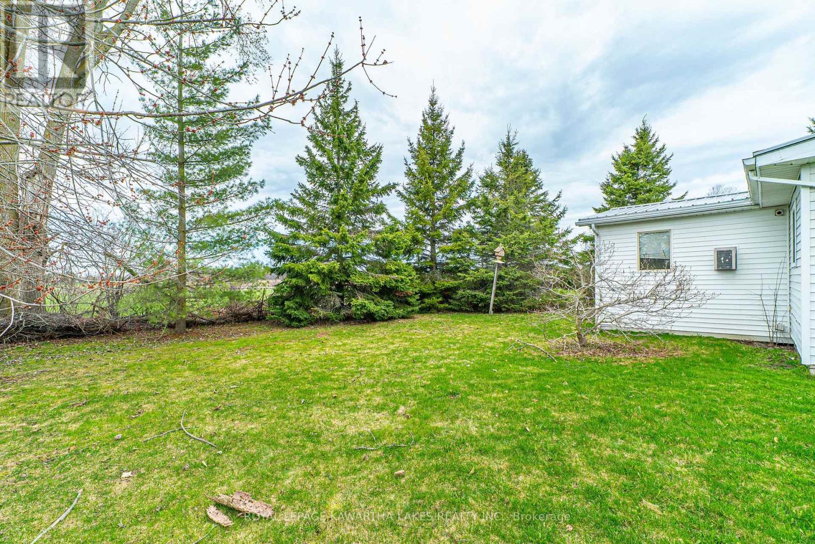 4 VISTA DRIVE — photo 31