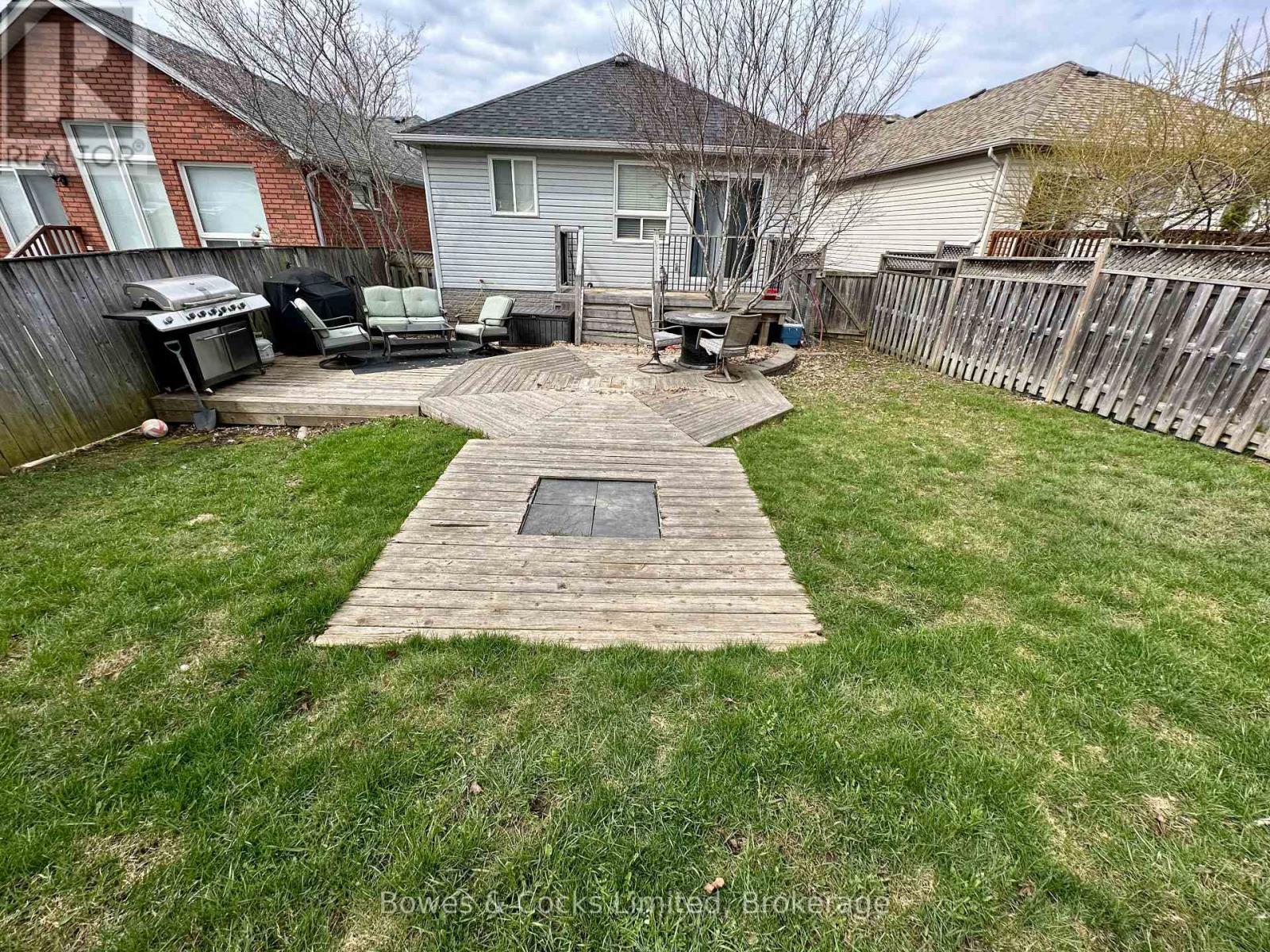 347 MIDDLEFIELD ROAD - 40